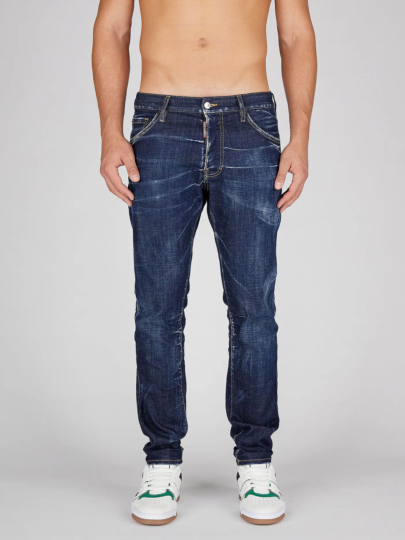 DSQUARED2 | Jeans Tapered Fit COOL GUY JEAN | 